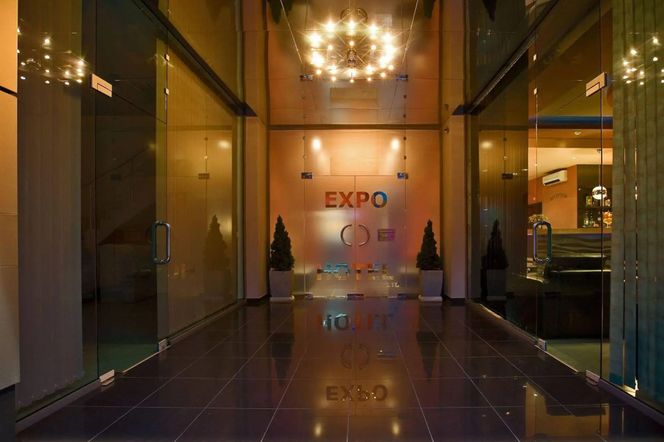 Expo Hotel
