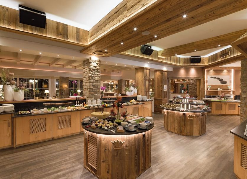 Buffet Photo