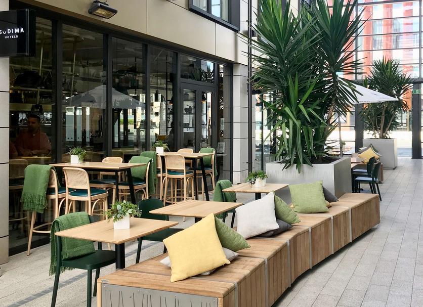 Restaurant Photo