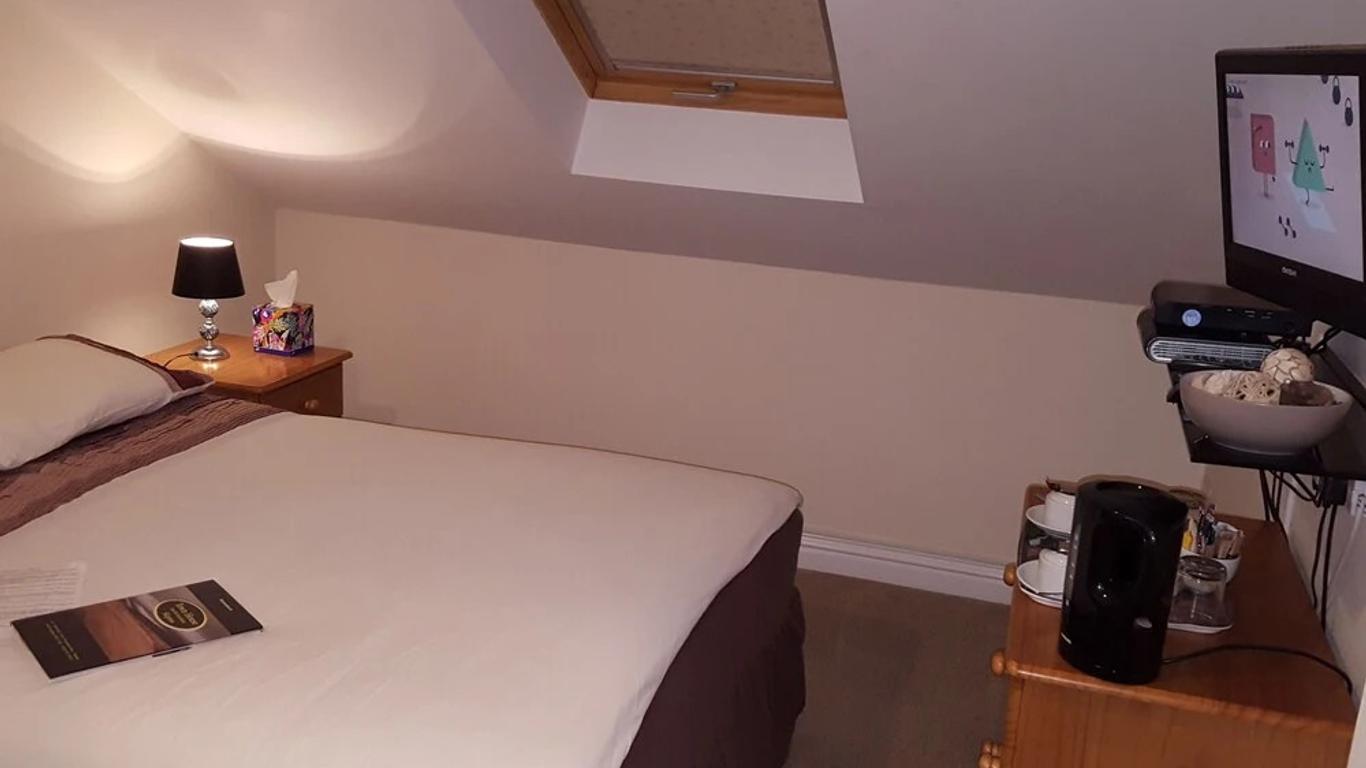 Town House B & B