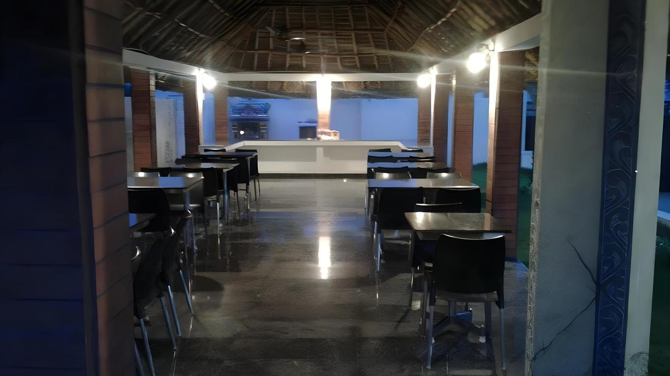 Varuna Inn Banquets & Resort