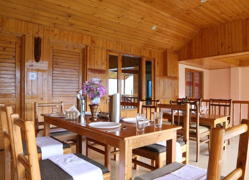 Dining room Photo