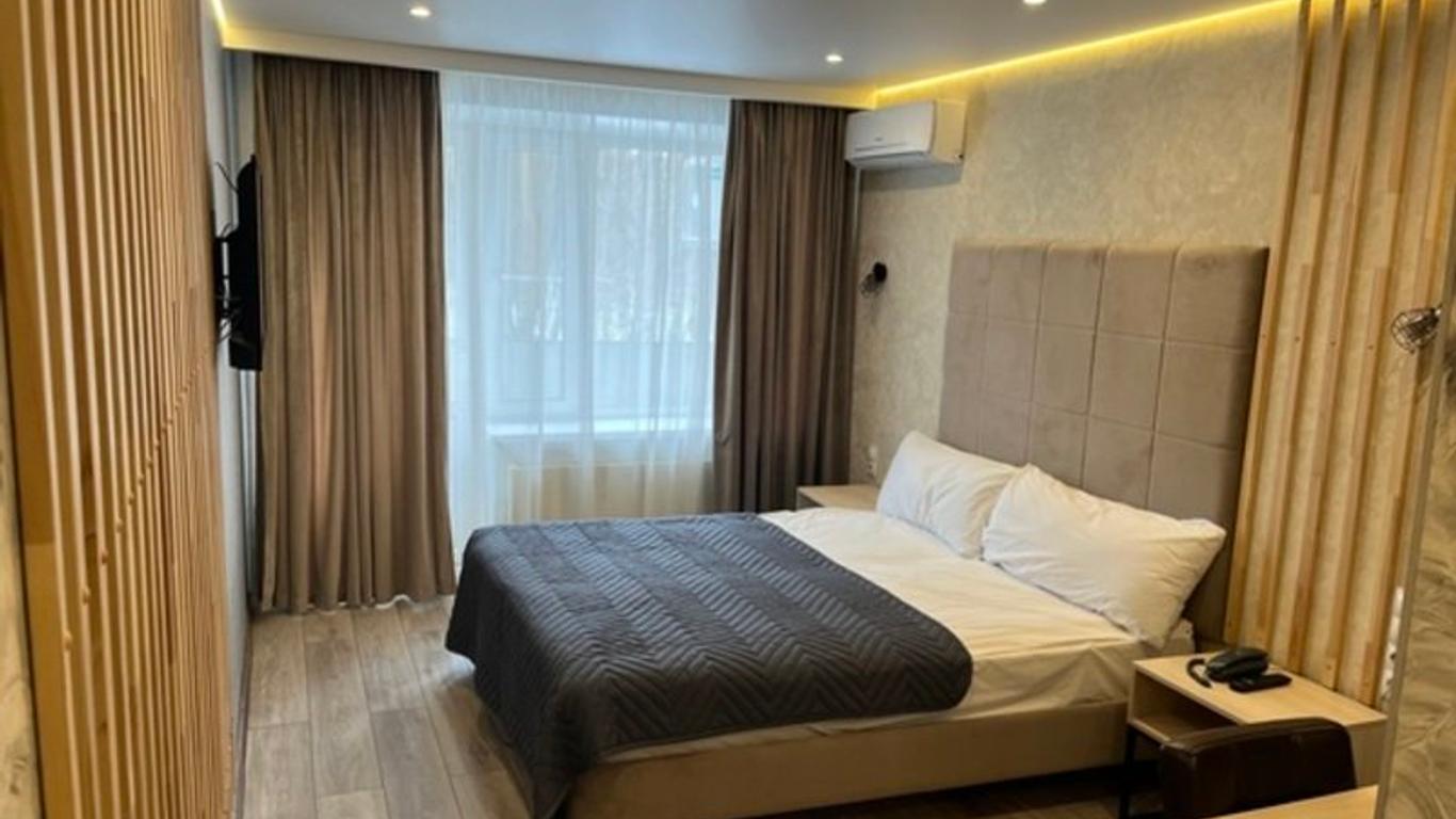 Roslesprom Hotel