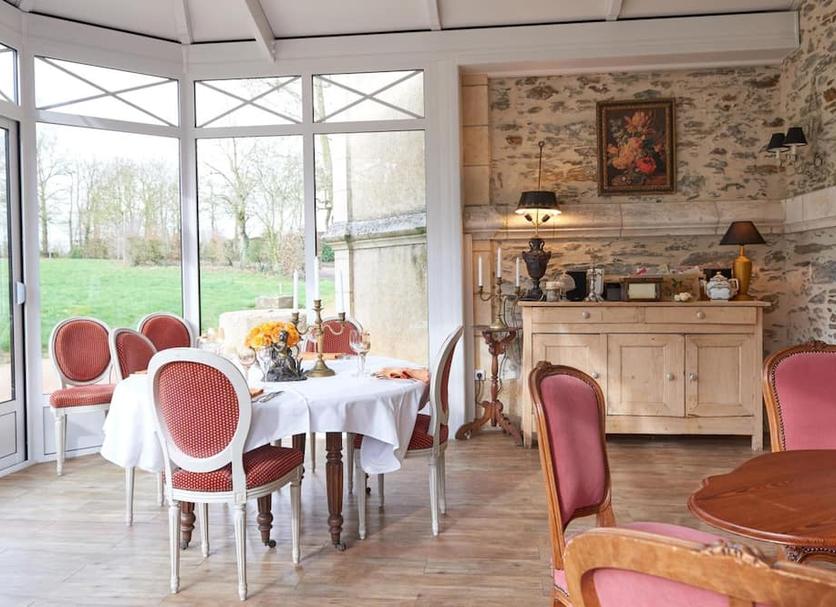 Dining room Photo