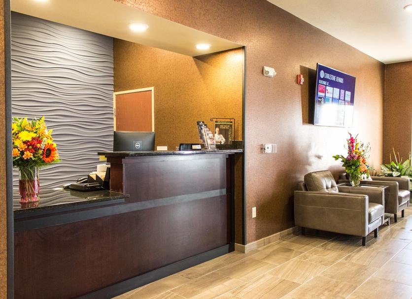 Front desk Photo