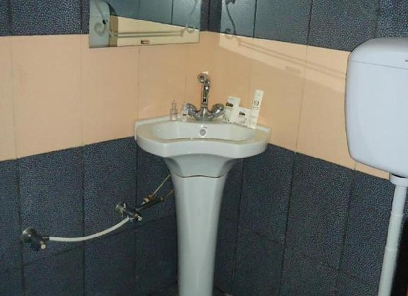 Bathroom Photo