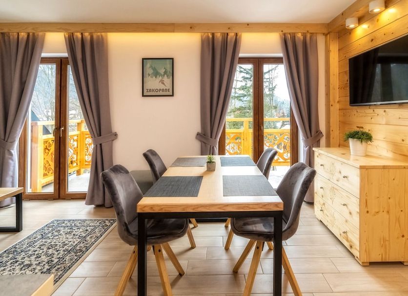 Dining room Photo