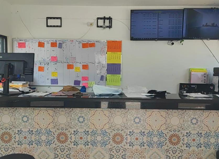 Front desk Photo