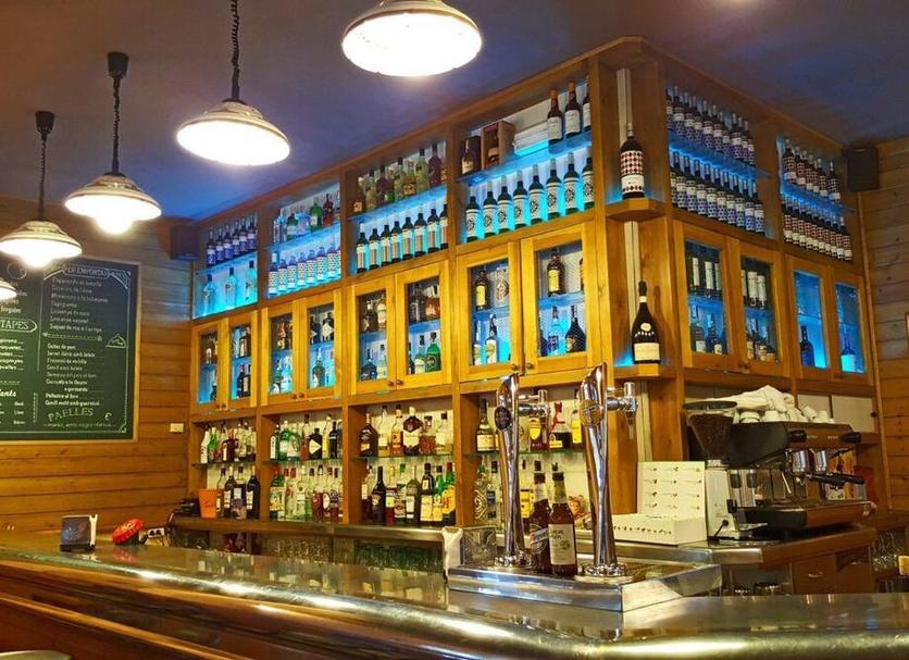 Bar Photo