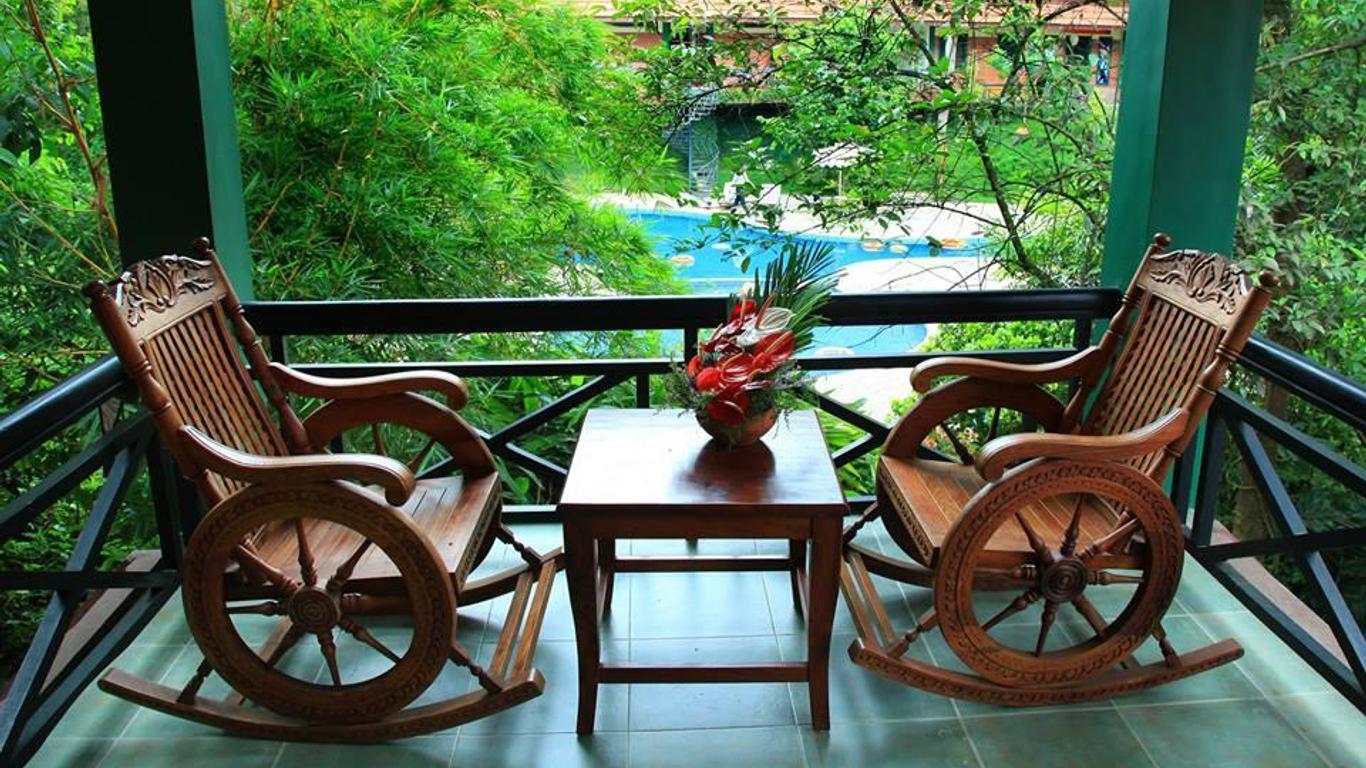 Green Gates Hotel