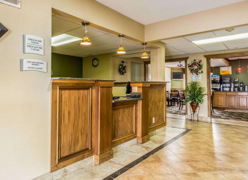 Front desk Photo