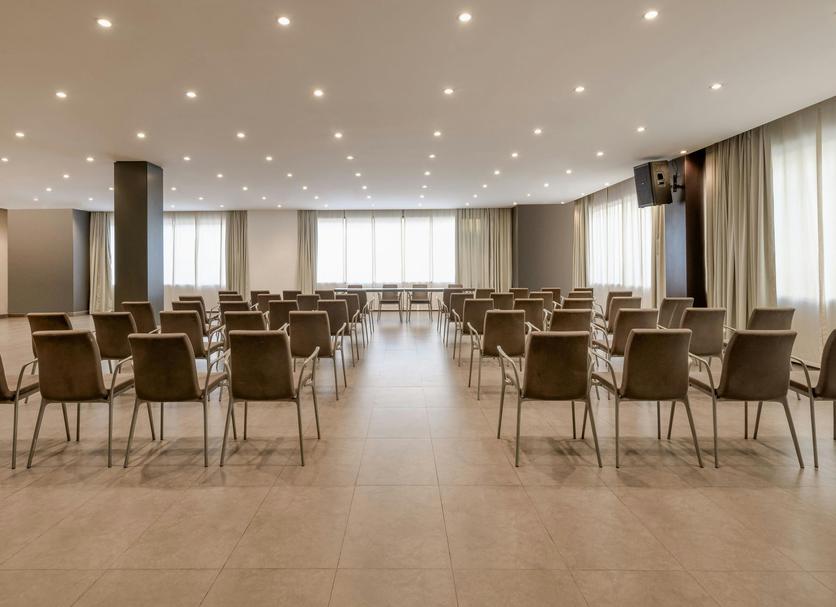 Conference room Photo