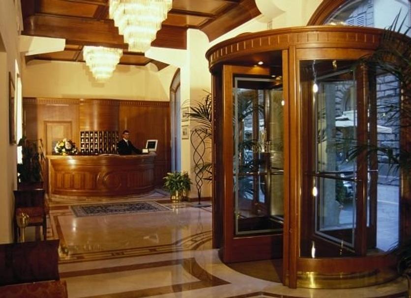 Front desk Photo