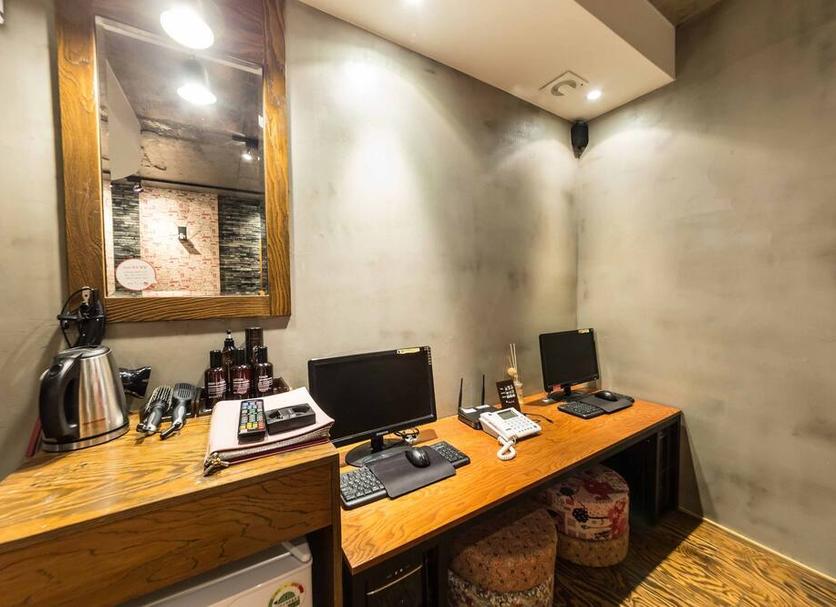Business center Photo