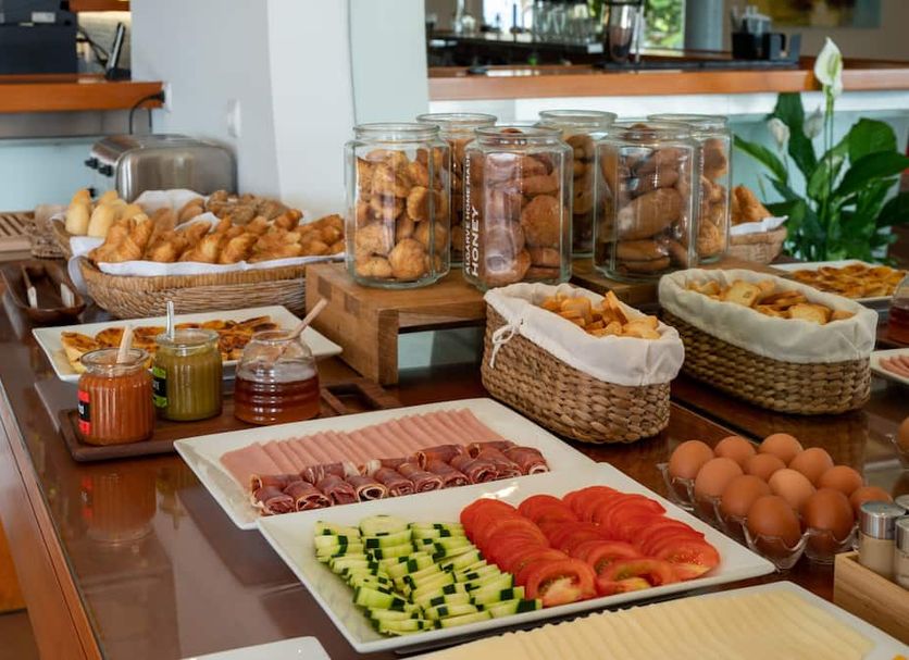 Buffet Photo
