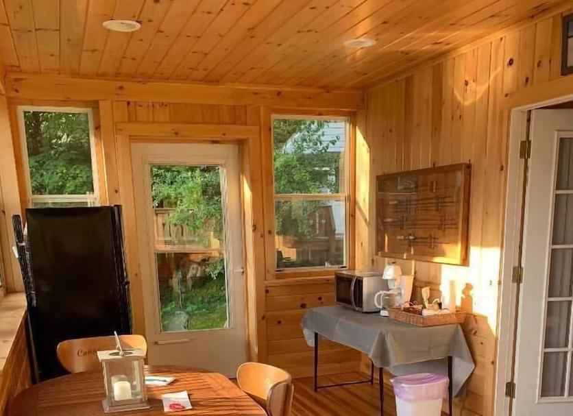 Dining room Photo