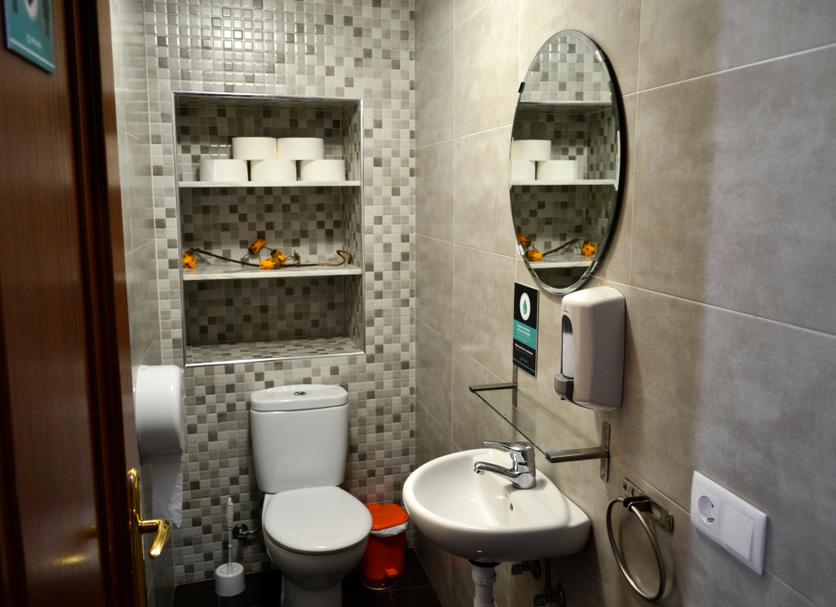 Bathroom Photo