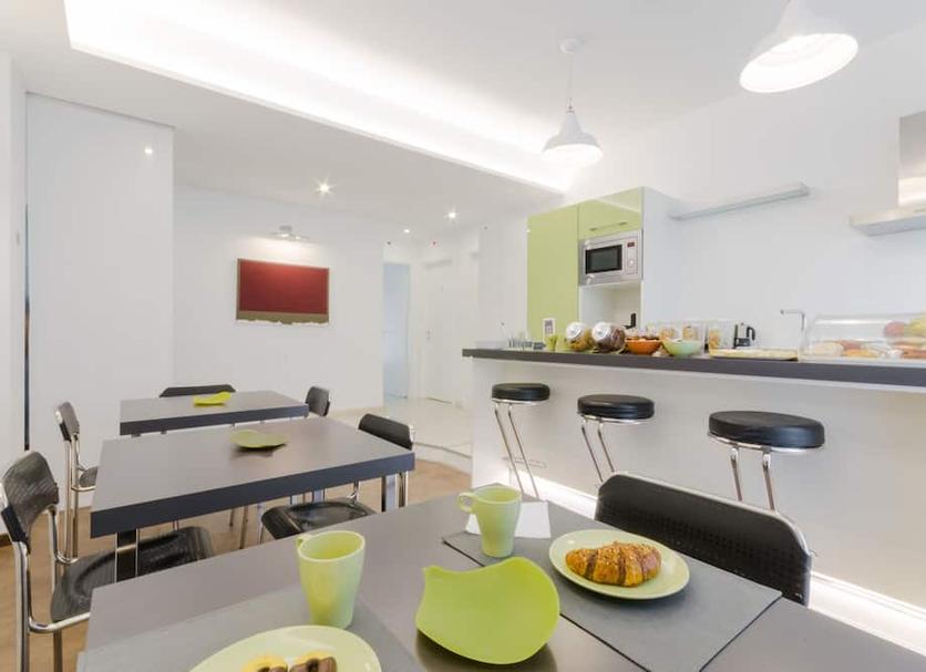 Dining room Photo