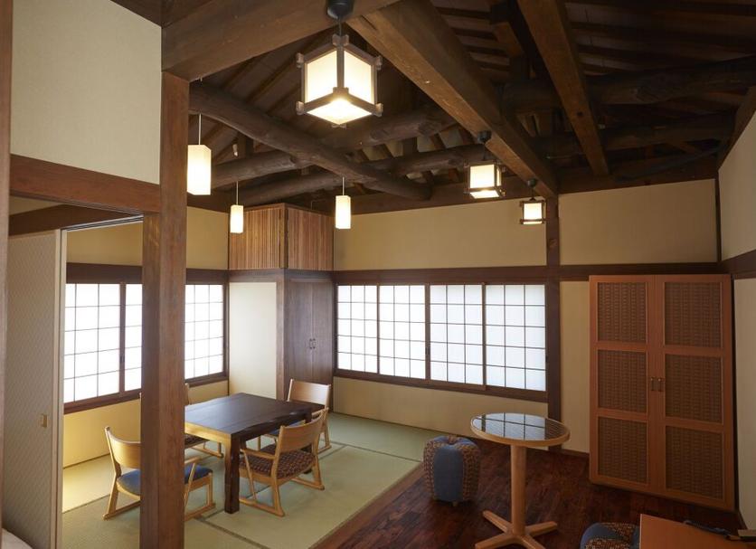 Dining room Photo