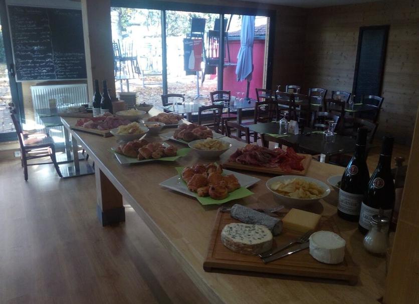 Buffet Photo