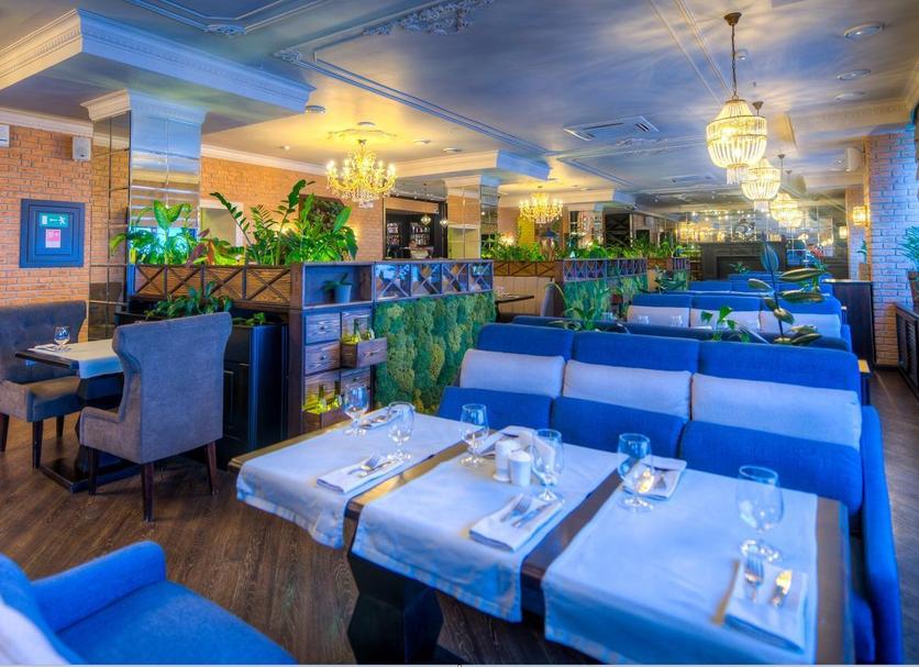 Restaurant Photo