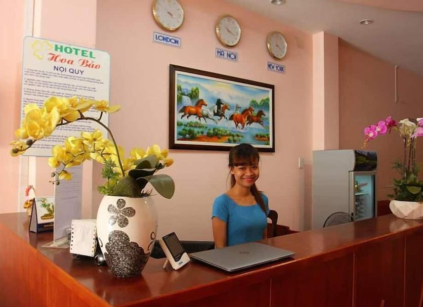 Front desk Photo