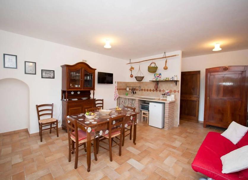Dining room Photo