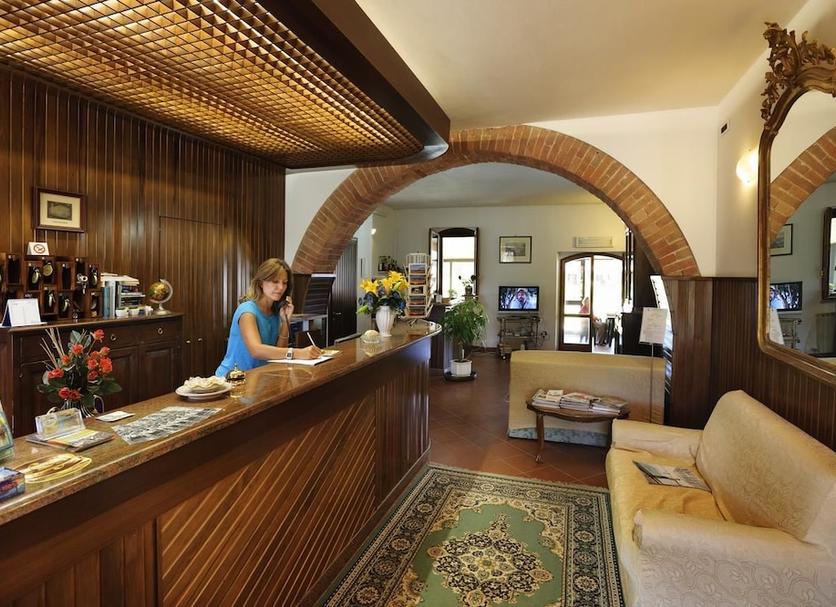 Front desk Photo