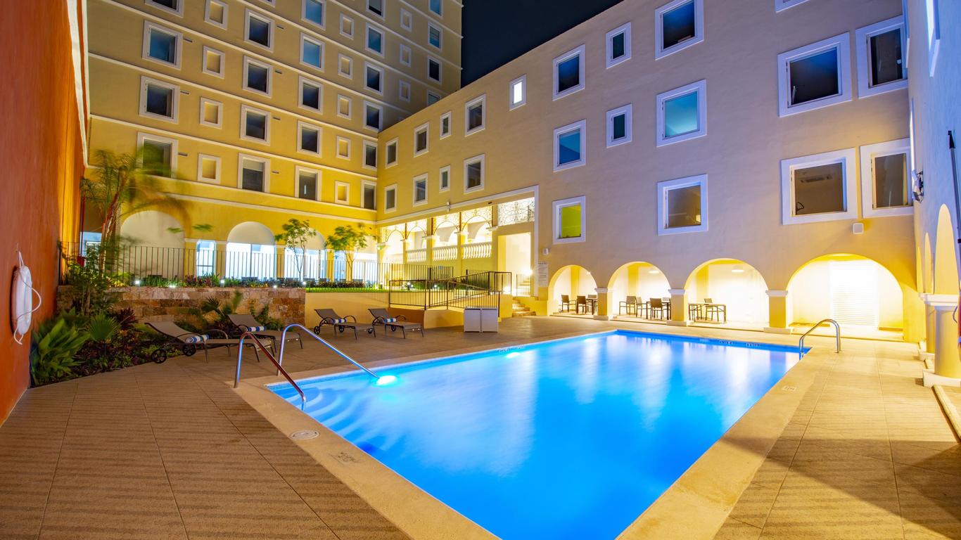Holiday Inn Express Merida Centro By IHG
