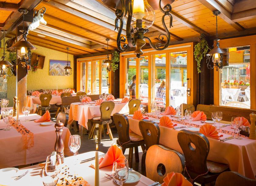 Restaurant Photo