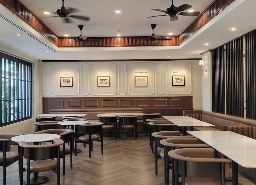 Restaurant Photo