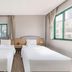 7 Days Inn Guangzhou Beijing Road Metro Branch twin room with two single beds and windows
