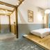 Home++ Xi'an in Xi'an: modern room with raised bed, desk seating and large window