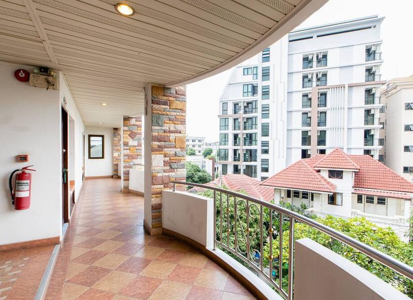 Balcony Photo