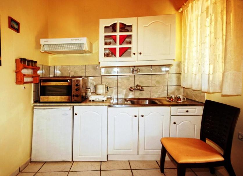 Kitchen Photo