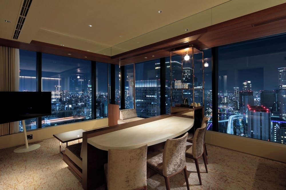 Candeo Hotels Osaka The Tower from $105. Osaka Hotel Deals