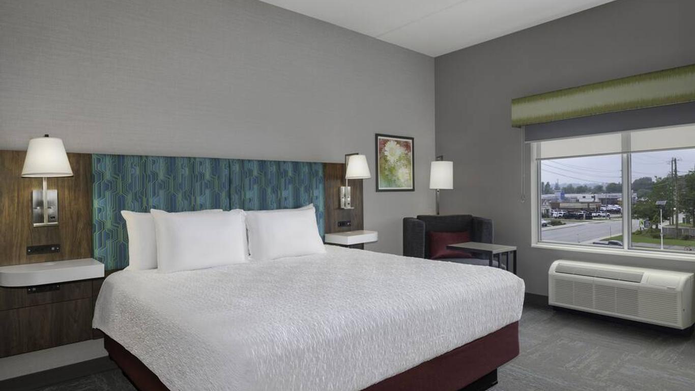 Hampton Inn by Hilton Midland