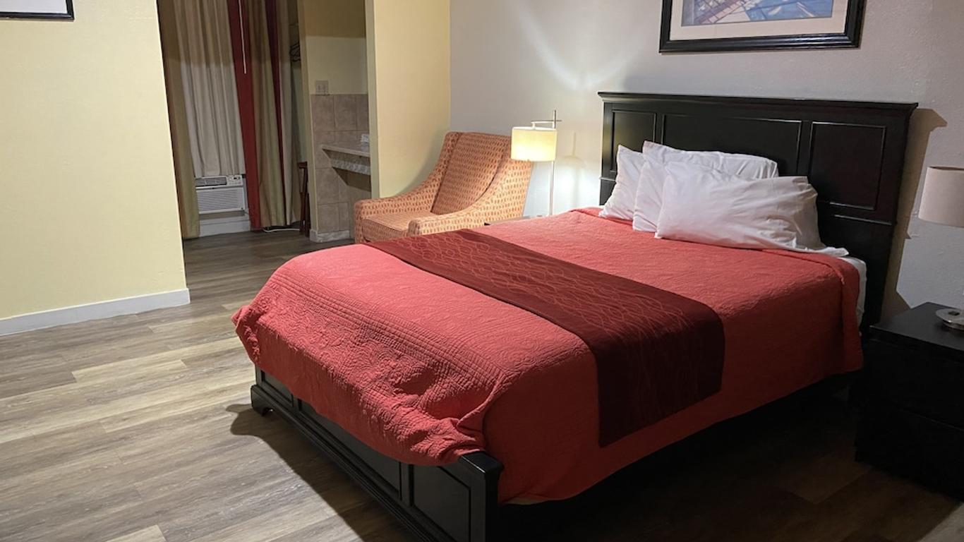 Delux Inn
