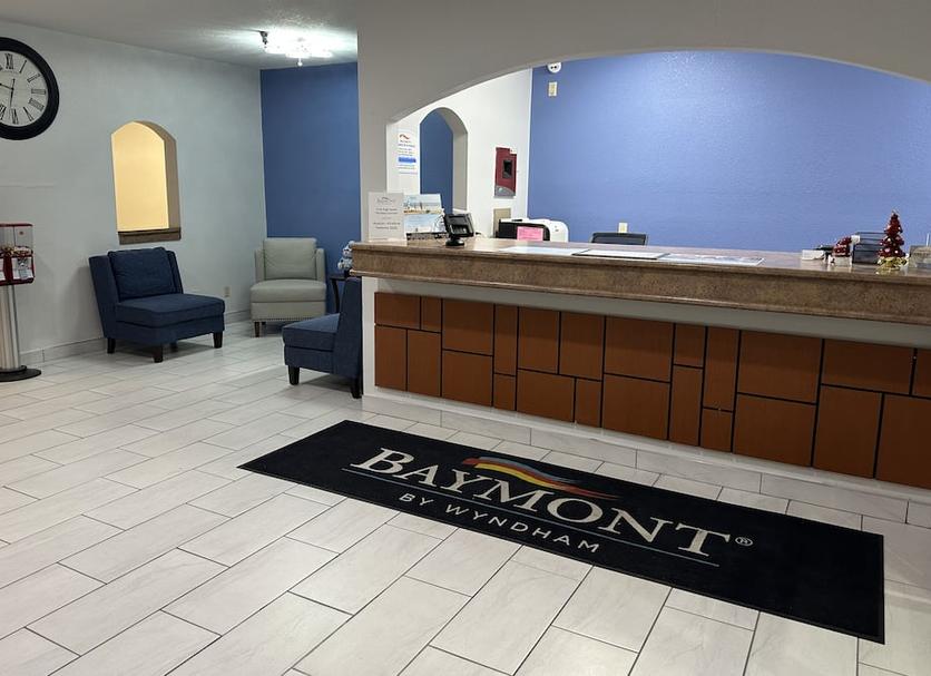 Front desk Photo