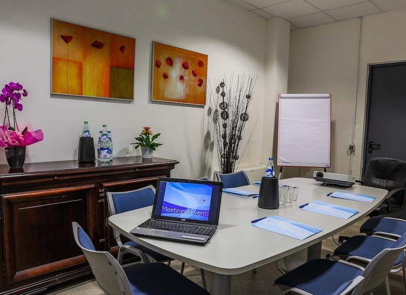 Conference room Photo