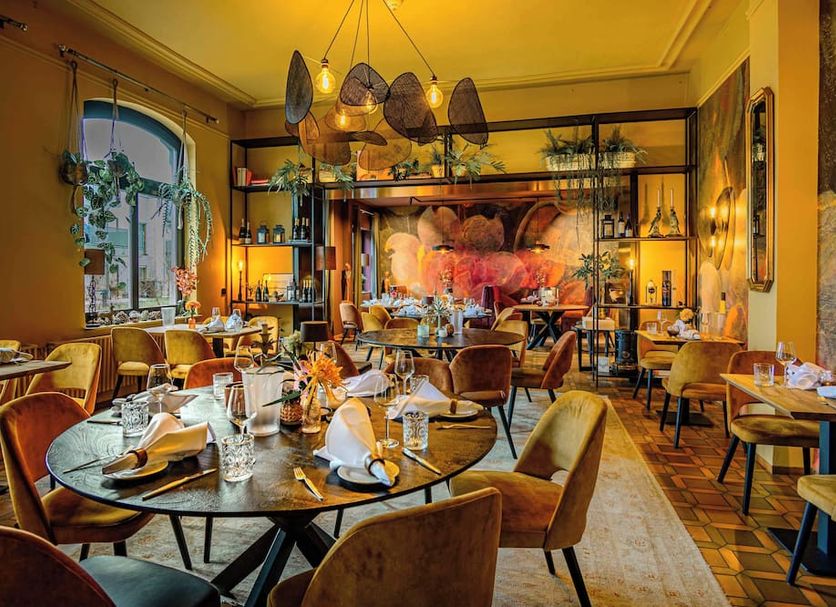 Restaurant Photo