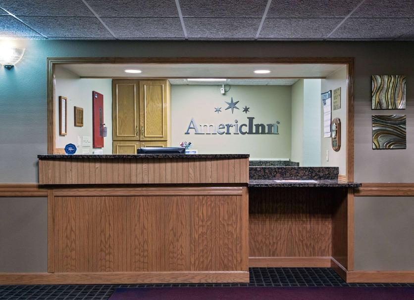 Front desk Photo
