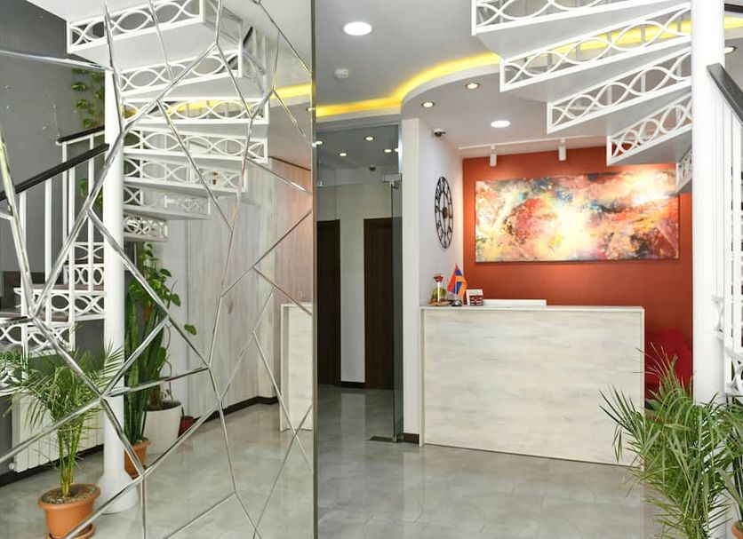 Front desk Photo