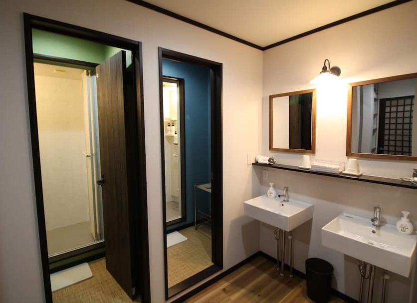 Bathroom Photo