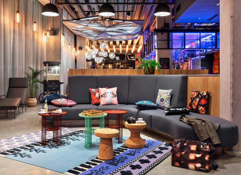 Lounge Photo
