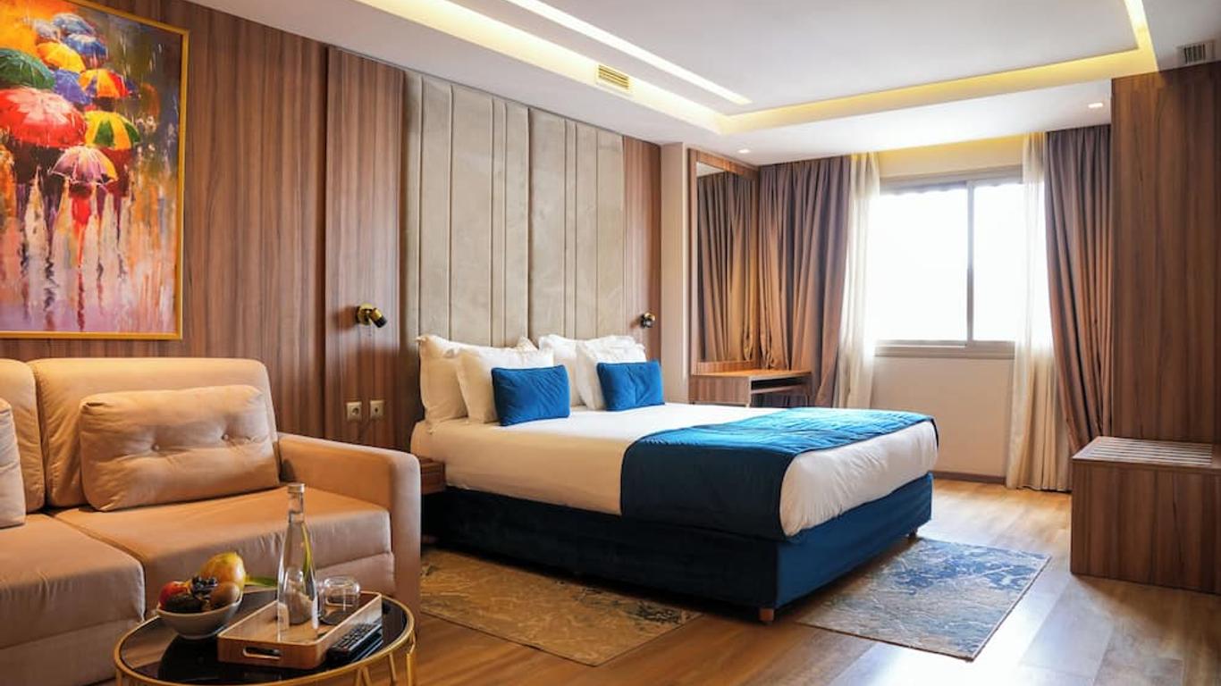 First Suites Hôtel