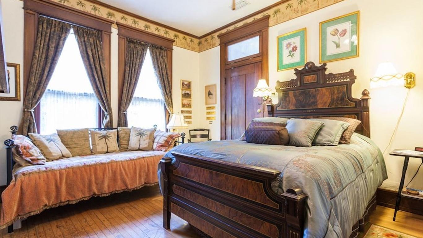 Herlong Mansion Bed & Breakfast