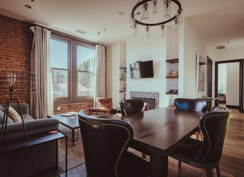 Dining room Photo
