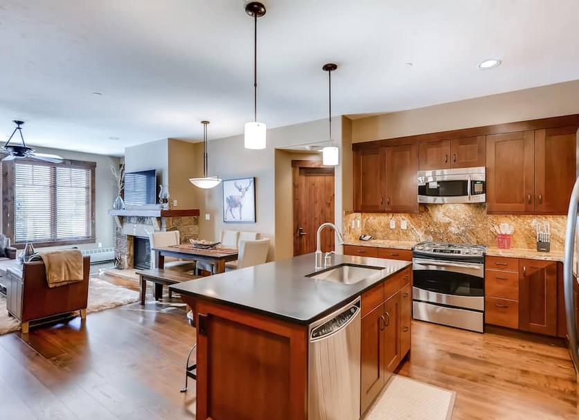 Kitchen Photo