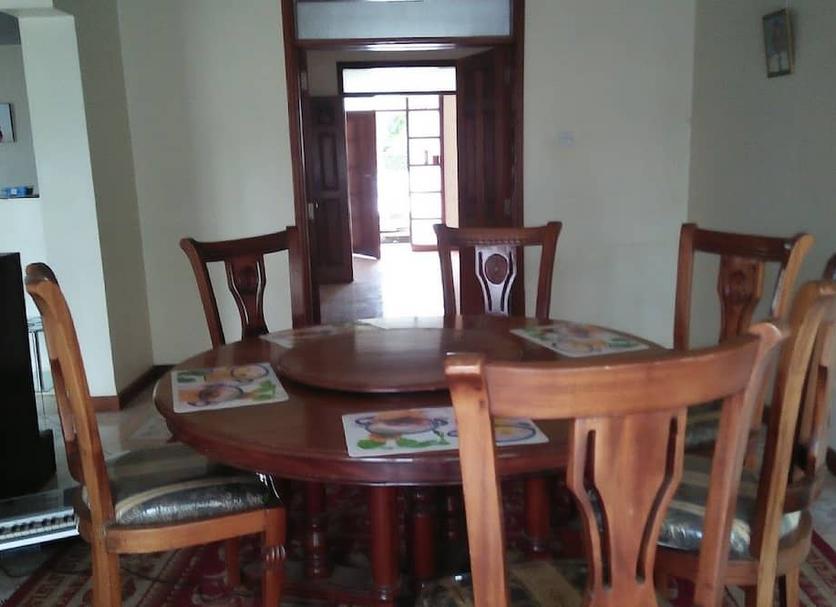 Dining room Photo